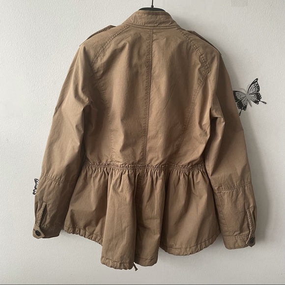 Burberry Brit peplum cargo rain jacket - Picture 3 of 16